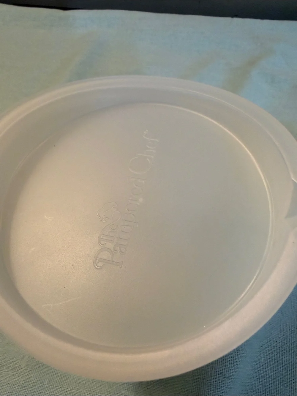 Pampered chef Set of 3 silicon Food Storage Containers with Lids